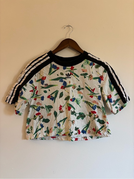 adidas Tops - adidas White Floral Crop Tee with Black Stripes
